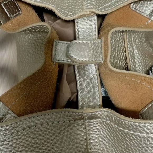 COLE HAAN GOLD Pebbled Leather Braided Handle 2 Way Tote Bag w/Charm - Picture 6 of 15